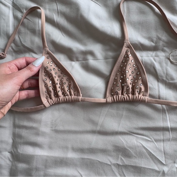 NWT SKIMS x Swarovski Mini Triangle Top Clay - Picture 4 of 6